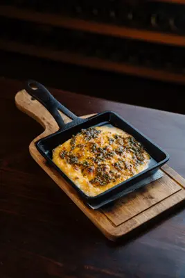 Provoleta Argentina Al Chimichurri