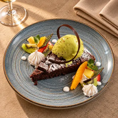 Torta Caprese Con Gelato Al Pistacchio