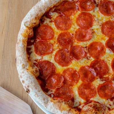 Pepperoni NY Style Mediana